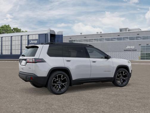 2026 Jeep Cherokee Overland