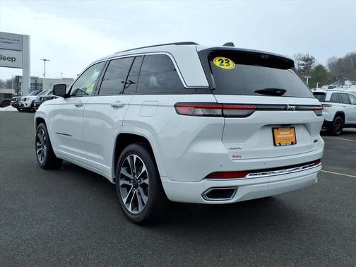2023 Jeep Grand Cherokee Overland