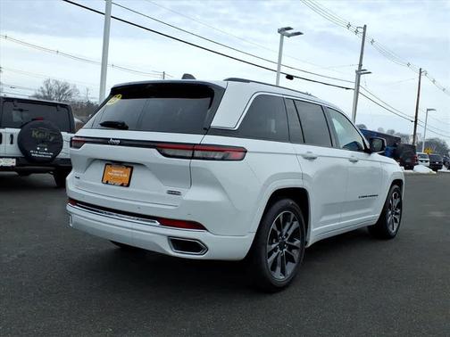 2023 Jeep Grand Cherokee Overland
