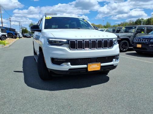 Bright White Clearcoat 2024 Jeep Wagoneer Base