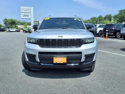 2023 Jeep Grand Cherokee L Laredo
