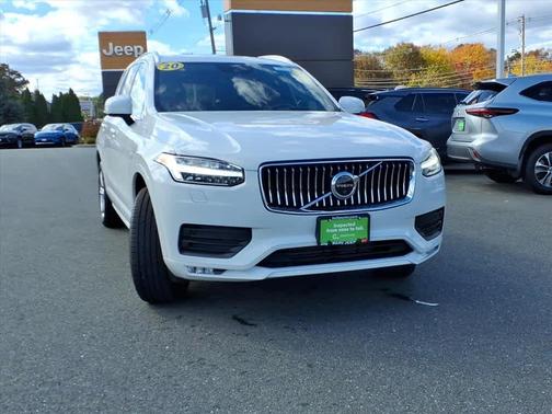 2020 Volvo XC90 T5 Momentum 7 Passenger