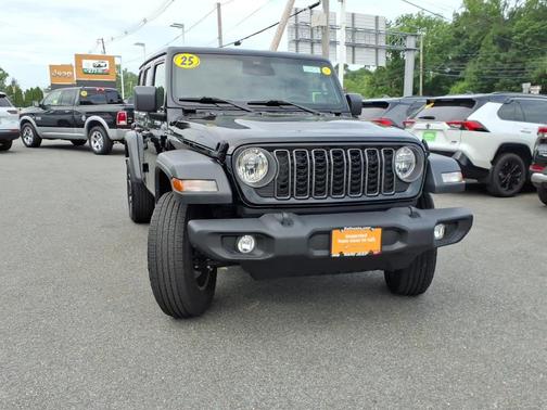 Black Clearcoat 2025 Jeep Wrangler Sport