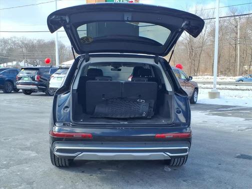 2024 Audi Q7 55 Premium Plus