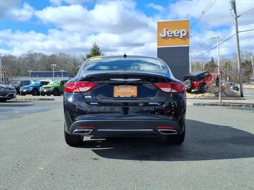 Black Clearcoat 2016 Chrysler 200 C
