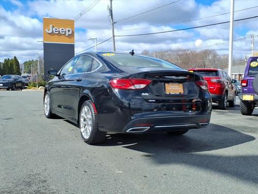 Black Clearcoat 2016 Chrysler 200 C