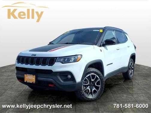 Bright White Clearcoat 2025 Jeep Compass Trailhawk