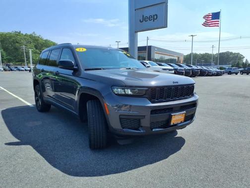 2023 Jeep Grand Cherokee L Laredo