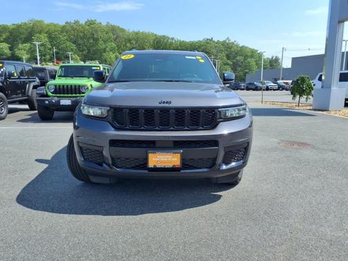 2023 Jeep Grand Cherokee L Laredo