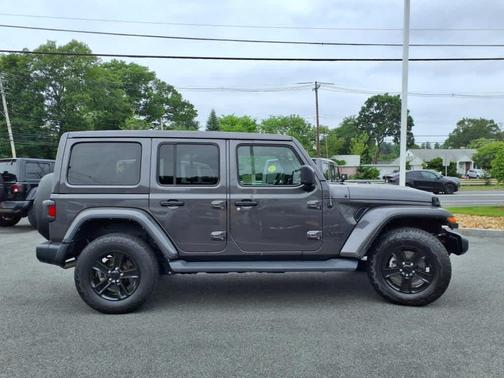 2021 Jeep Wrangler Unlimited Sahara Altitude
