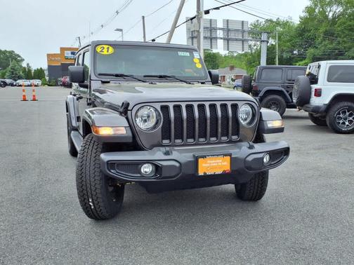 2021 Jeep Wrangler Unlimited Sahara Altitude
