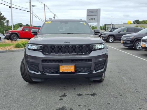 2023 Jeep Grand Cherokee L Laredo