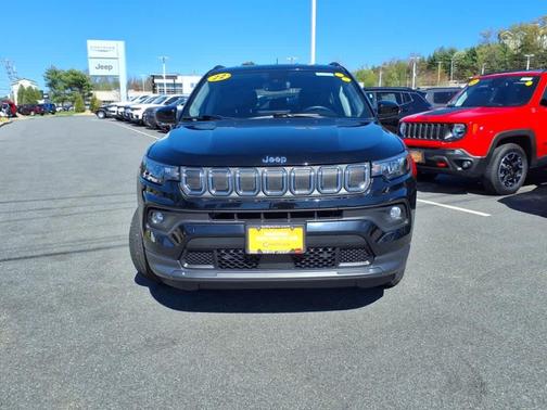 2022 Jeep Compass Latitude Lux