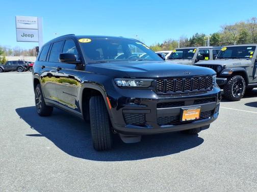 Diamond Black 2023 Jeep Grand Cherokee L Laredo