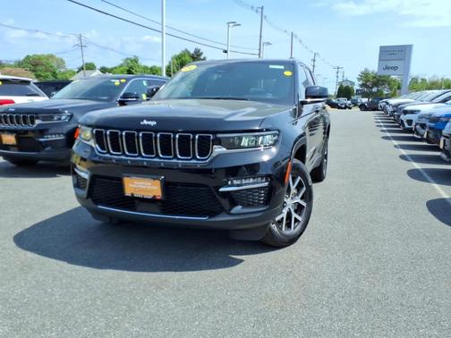 Diamond Black 2024 Jeep Grand Cherokee Limited