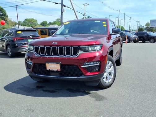 Velvet Red Pearlcoat 2023 Jeep Grand Cherokee Limited