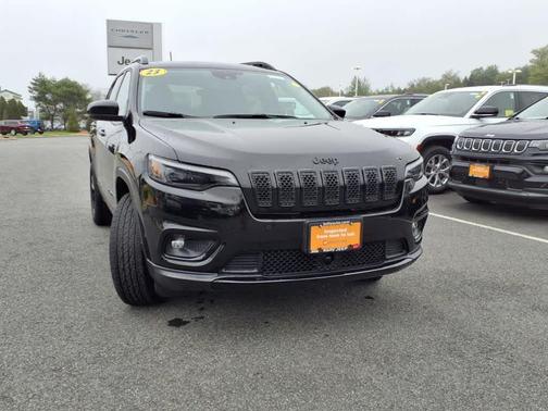 2023 Jeep Cherokee Altitude Lux