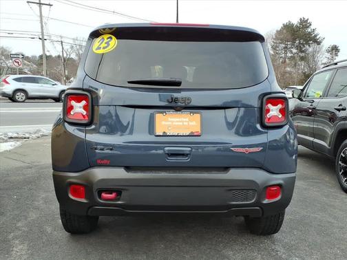 2023 Jeep Renegade Trailhawk