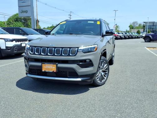 Sting Gray Clearcoat 2022 Jeep Compass Limited