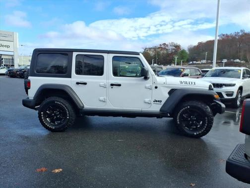 2022 Jeep Wrangler Unlimited Sport