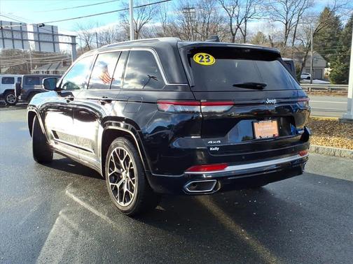 2023 Jeep Grand Cherokee Summit
