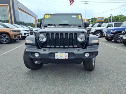 Black Clearcoat 2022 Jeep Wrangler Unlimited Sport