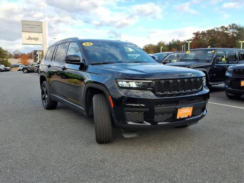 2023 Jeep Grand Cherokee L Laredo