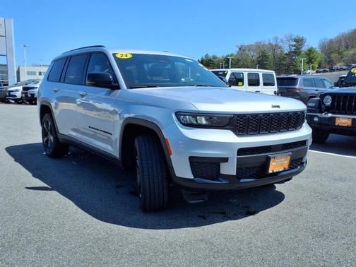 2023 Jeep Grand Cherokee L Laredo
