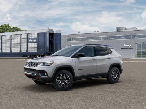 Silver Zynith 2026 Jeep Compass Trailhawk
