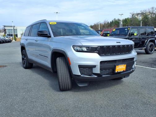 2023 Jeep Grand Cherokee L Laredo