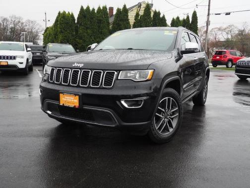 Photo 2 of 26 of 2019 Jeep Grand Cherokee Limited