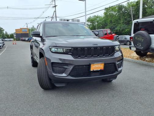 2023 Jeep Grand Cherokee Altitude