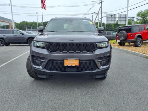 2023 Jeep Grand Cherokee Altitude