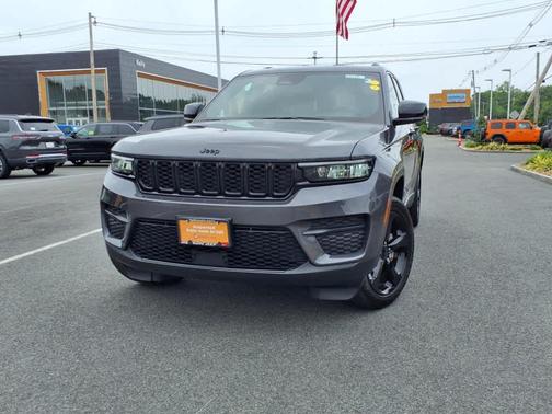 2023 Jeep Grand Cherokee Altitude