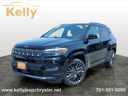 Diamond Black 2022 Jeep Compass Altitude