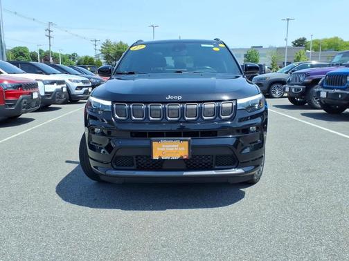 Diamond Black 2022 Jeep Compass Altitude