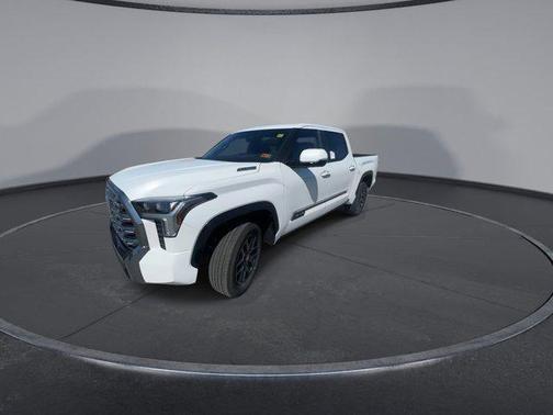 2025 Toyota Tundra Hybrid Platinum