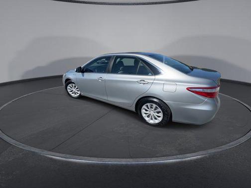 2017 Toyota Camry Hybrid LE