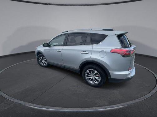 2017 Toyota RAV4 Hybrid XLE