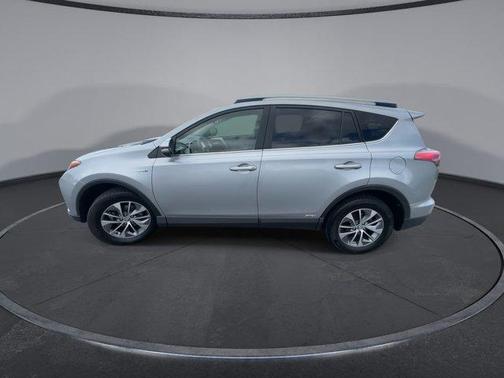 2017 Toyota RAV4 Hybrid XLE