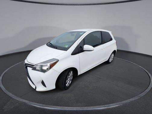 2015 Toyota Yaris LE