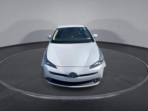 2022 Toyota Prius XLE