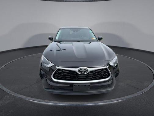 2022 Toyota Highlander L