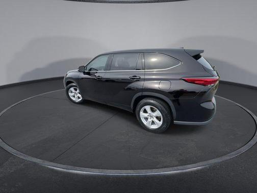 2022 Toyota Highlander L