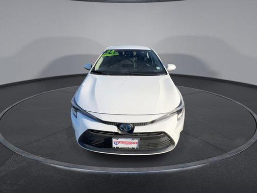 2024 Toyota Corolla Hybrid LE