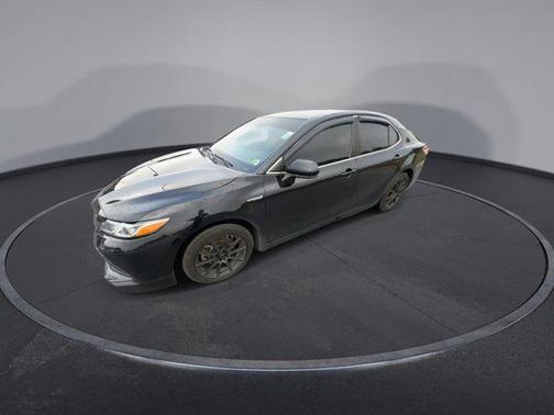 2019 Toyota Camry Hybrid LE