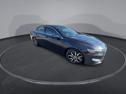 2022 Chevrolet Malibu FWD RS