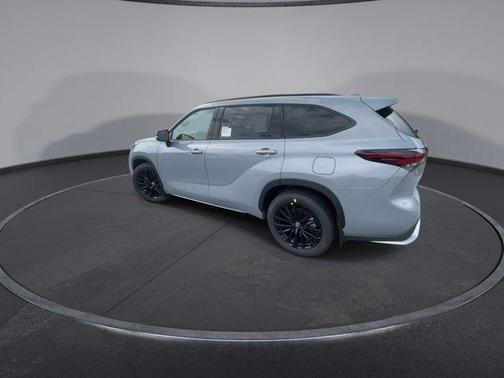 2025 Toyota Highlander XSE