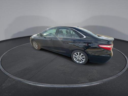 2015 Toyota Camry Hybrid XLE