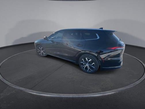 2025 Toyota Crown Signia XLE